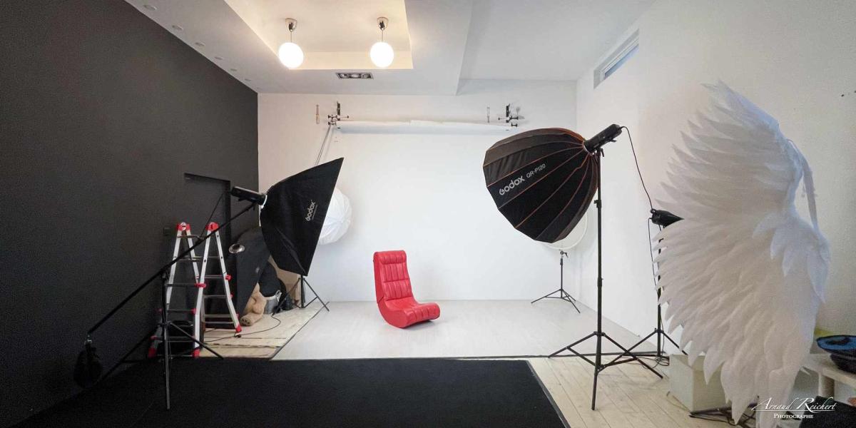Shooting photo en intérieur et extérieur pour création de book à Nîmes Shooting photo en intérieur et extérieur pour création de book à Nîmes